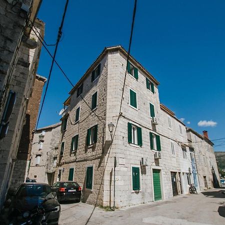 Apartments Ivana Трогір Екстер'єр фото